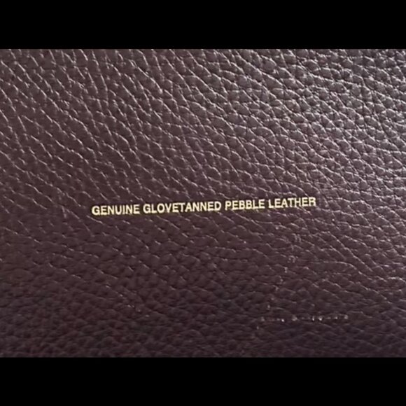 COACH ROGUE IN OXBLOOD SEE DESCRIPTION - Picture 5 of 7